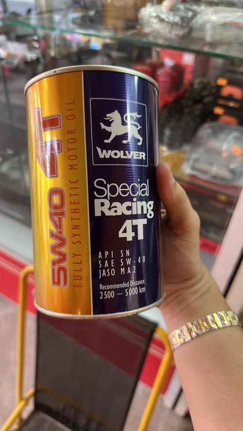 Nhớt Wolver special racing cho xe tay ga 5W40...