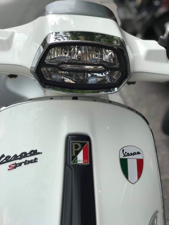Giá độ thay bóng đèn led cho xe vespa Sprint Lx S Primavera GTS tphcm