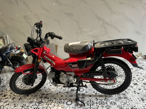 Xe máy Honda Cub CT125 nhập khẩu Thái Lan